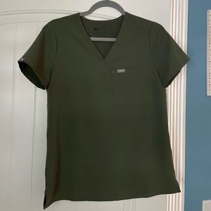 Figs scrubs - 2 tops, 1 pants